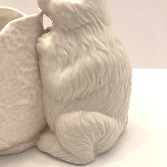 Bunny Cabbage Planter Grace Fine Porcelain 9" Figurine White Rabbit - Picture 4 of 12